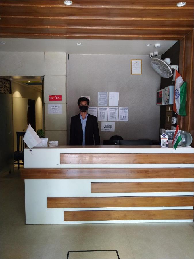 Hotel Megha Inn Lucknow Eksteriør bilde
